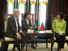 紐西蘭奧克蘭市議會計畫委員會主席兼市議員Chris Darby與林依瑩副市長就自行車之發展、原住民政策、公共運輸等議題進行交流
