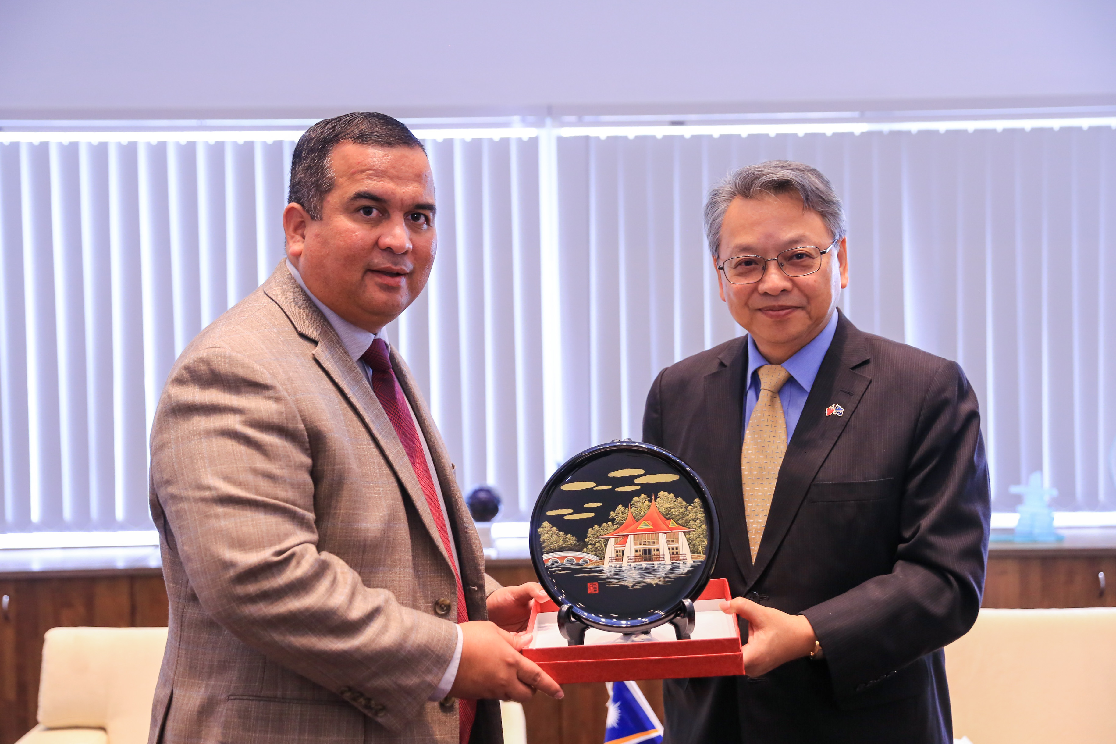 臺中市政府秘書處-國際貴賓與市政成果-108年4月22日馬紹爾群島共和國總統助理暨環境部長保羅Hon. David Paul一行蒞府拜會