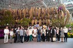 令狐副市長代表市長歡迎駐臺使節等貴賓參訪第23屆世界蘭花會議暨展覽，體驗臺中花卉饗宴。